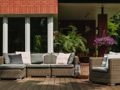 Jak wybrać nowoczesne meble ogrodowe na balkon